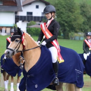 Bundesmeisterschaft-Dressur-Springen_Viktoria-Huettner@Andreas-Windischbauer